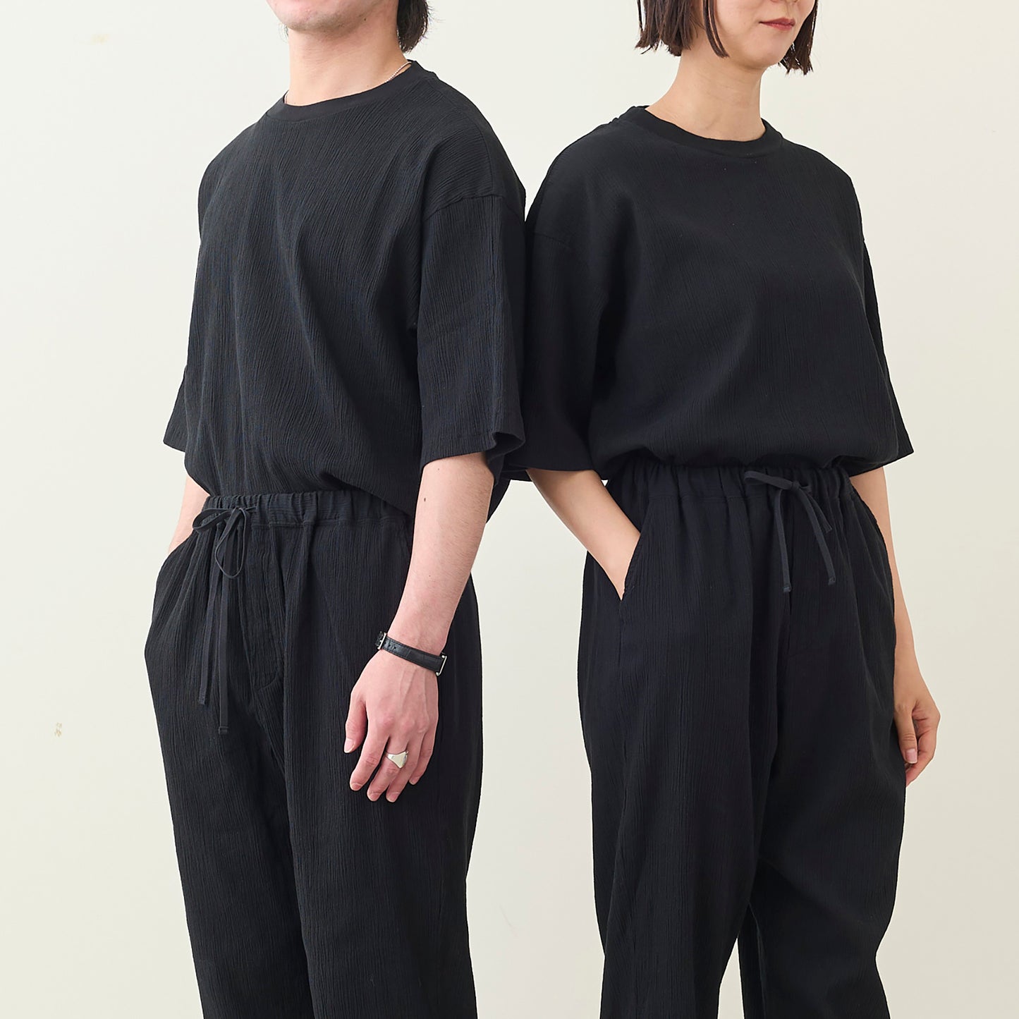 備考：左モデル170cm/右モデル164cm 共に2サイズ着用