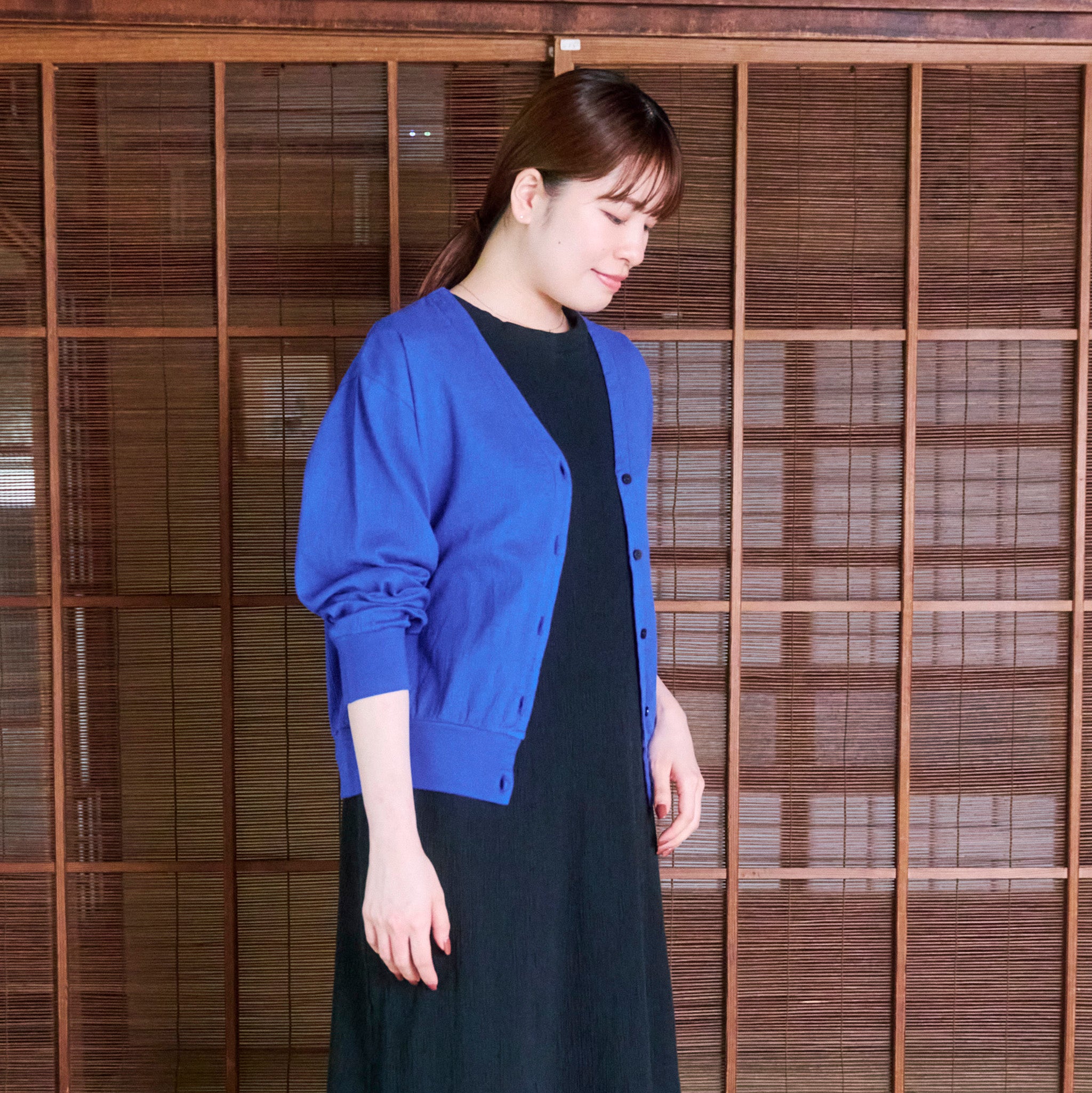KASUMIVネックカーディガン(ウィメンズ)_3116714 – BIWACOTTON